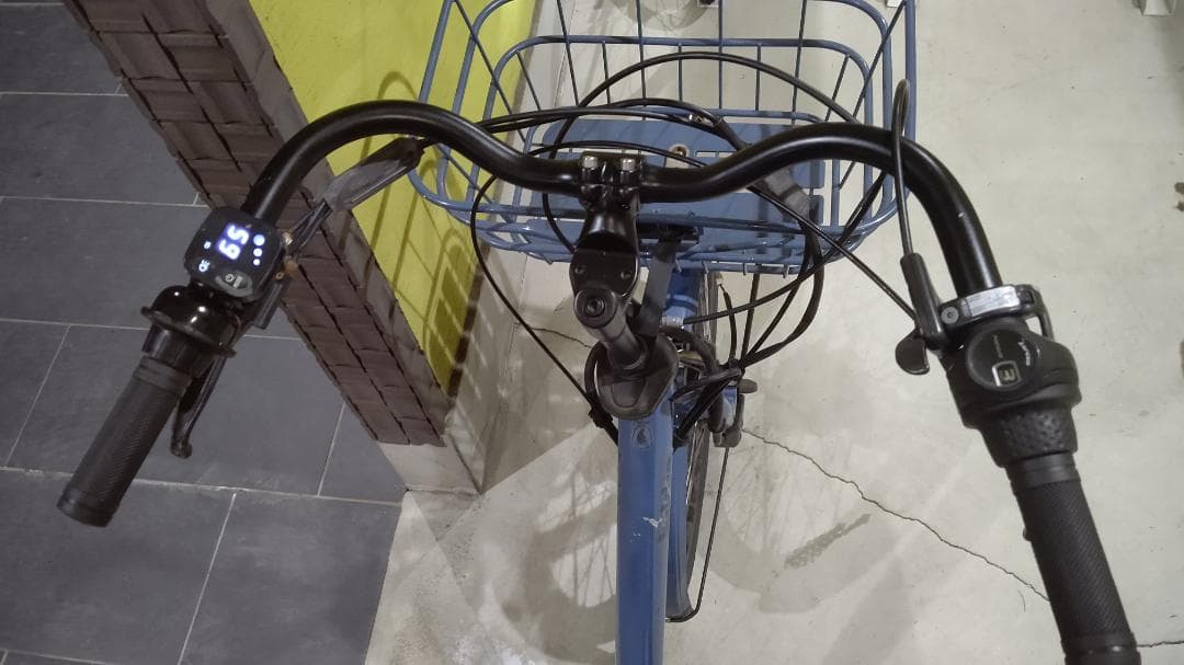 BIKKE MOB 回生充電付き ブリヂストン 電動自転車 シートクッション新品