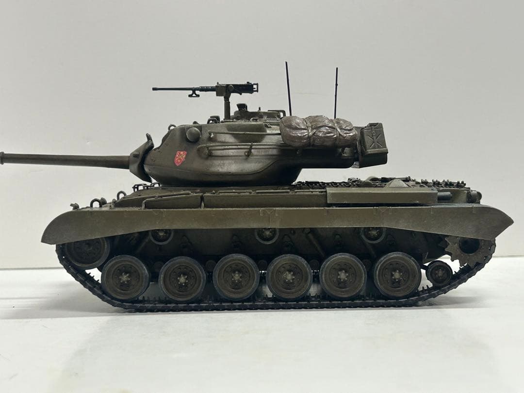 イタレリ　1/35 M47 完成品　戦車　模型　プラモデル　ポルトガル