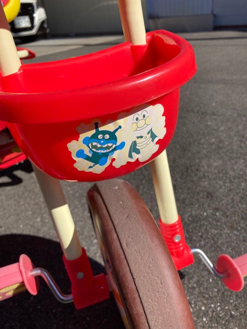 それいけ！アンパンマン デラックスR （ブザー付きおでかけ三輪車
