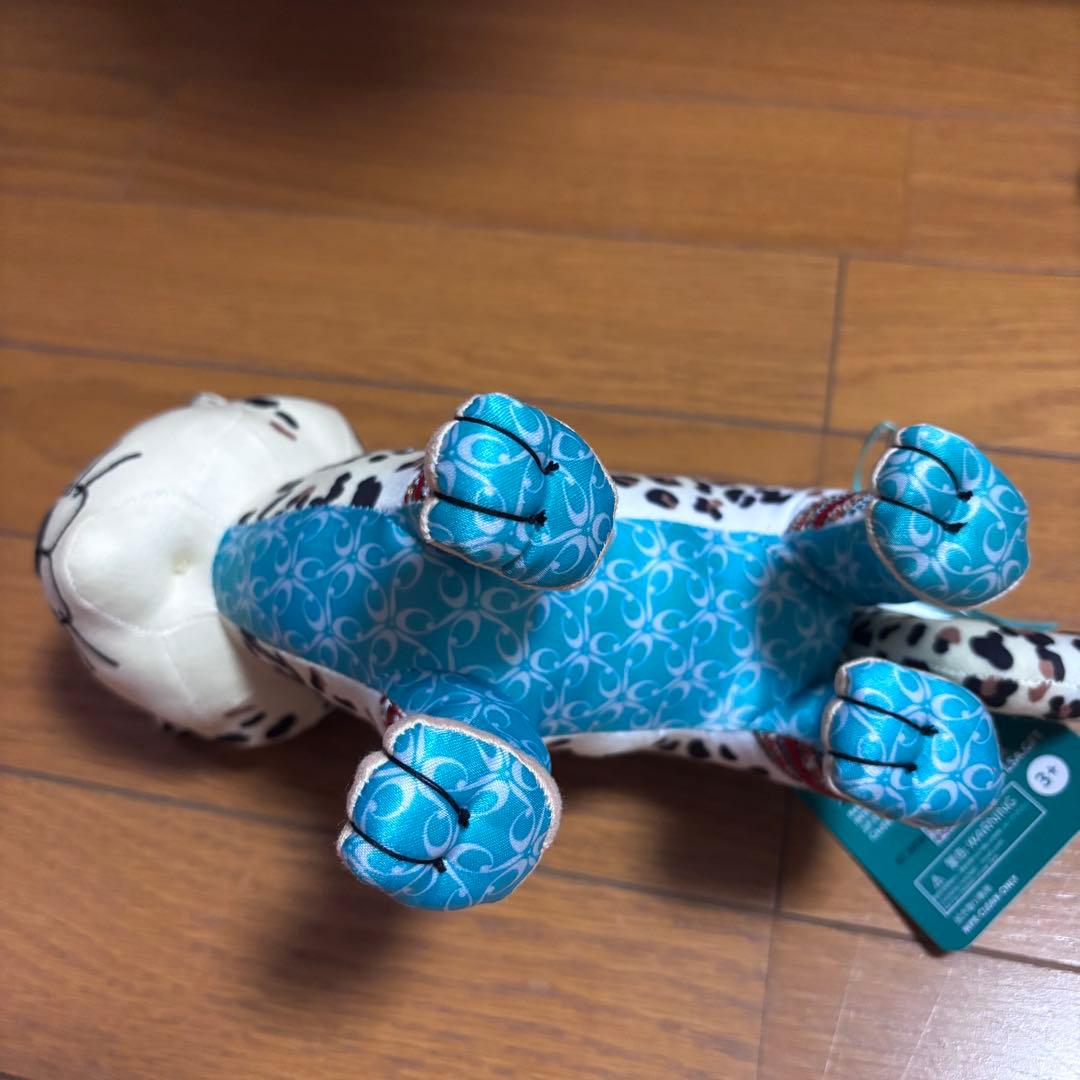 サウジアラビアパビリオン　アラビアひょう　ぬいぐるみ