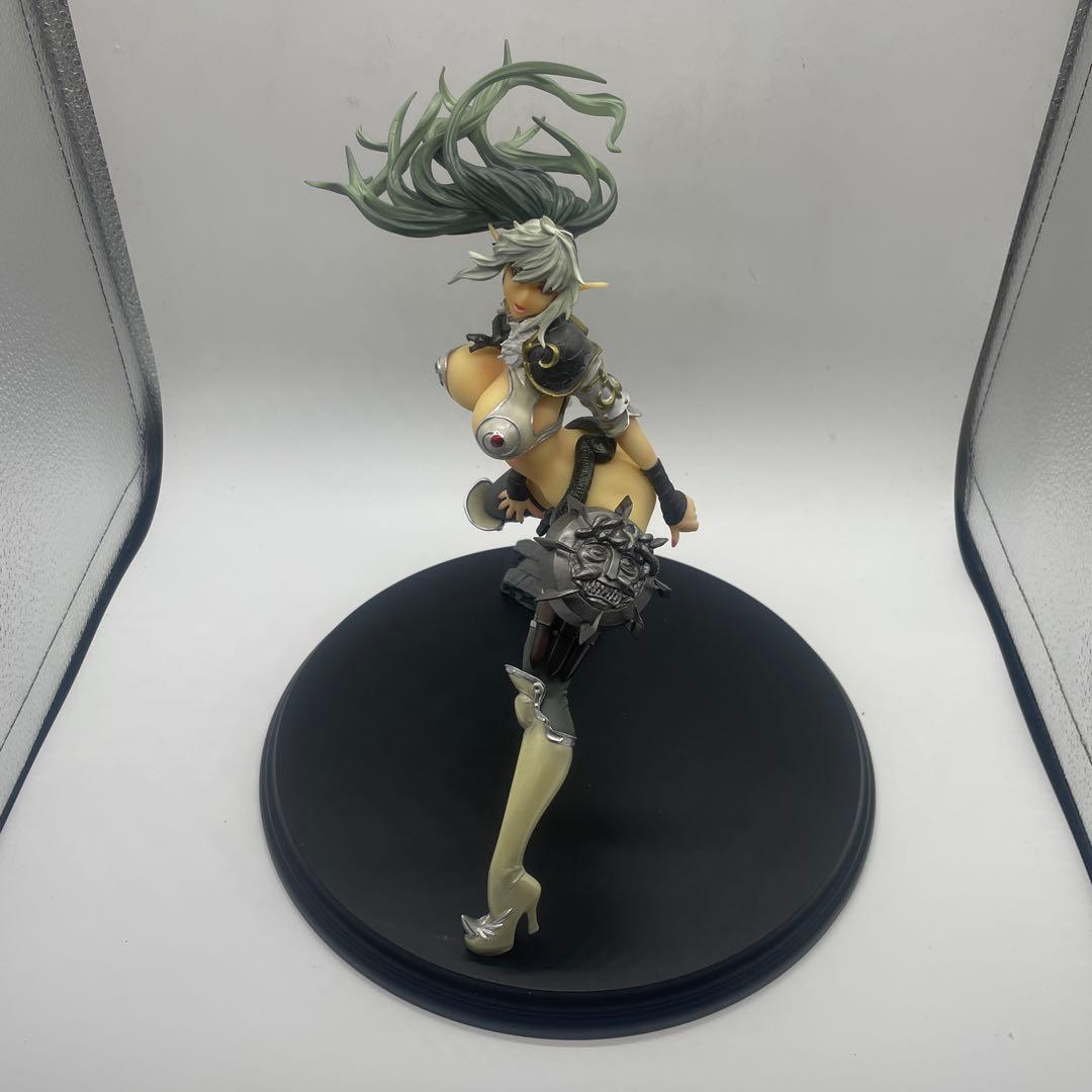 歴戦の傭兵　エキドナ　クイーンズブレイド　闘姫乱舞　白髪隆行　キューシックス