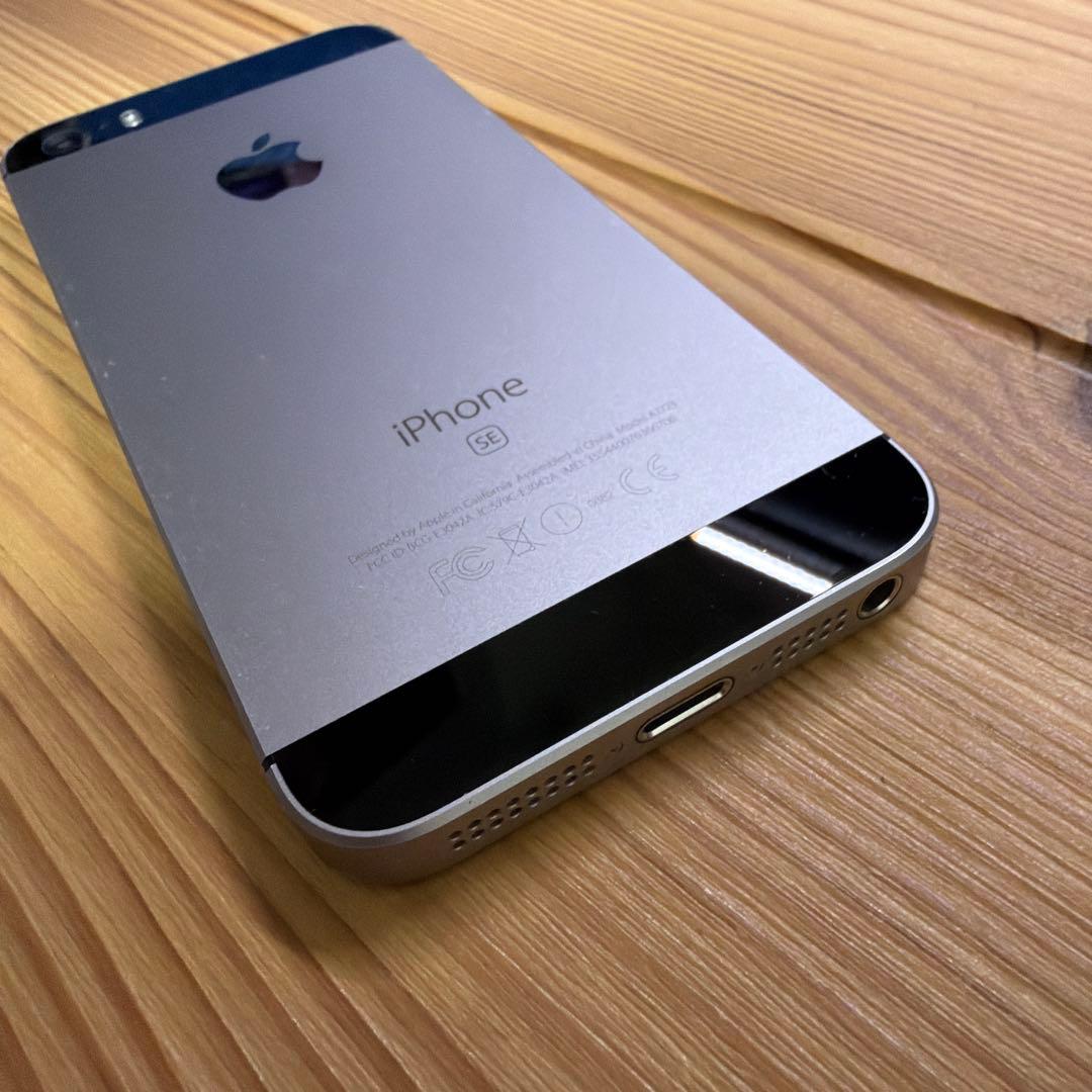 iPhone SE （第1世代） 64GB スペースグレイ バッテリー89% - メルカリ