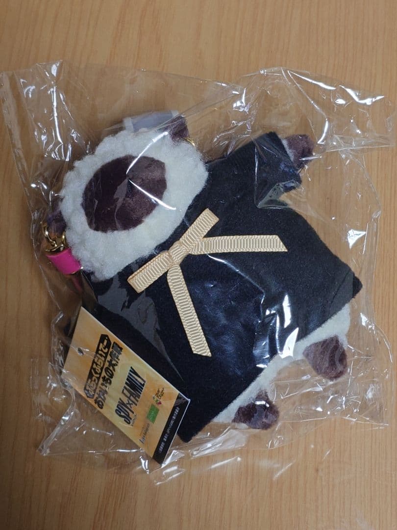 SPY×FAMILY ひつじさんキーホルダー ブラックver. - メルカリ