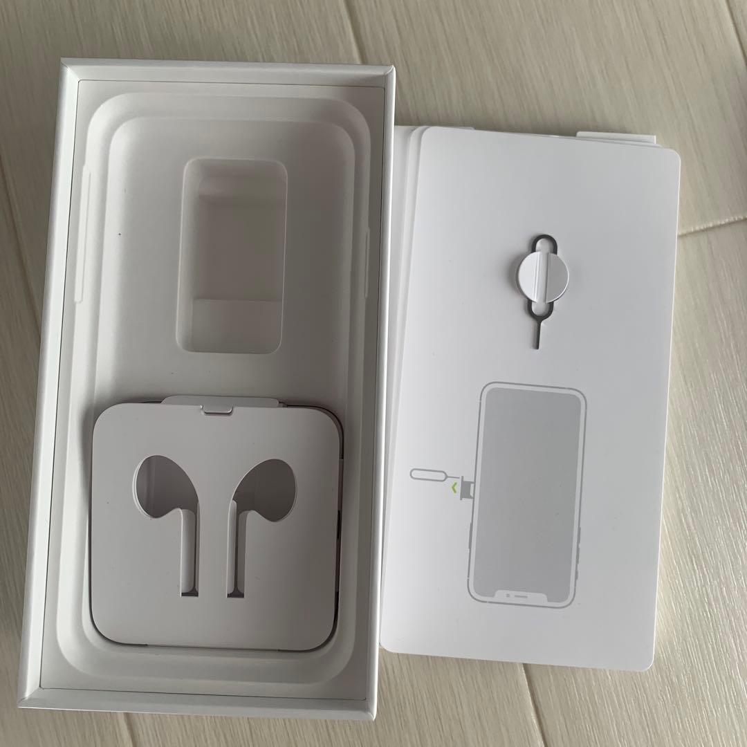 Apple iPhone XS スペースグレイ (ジャック) - メルカリ