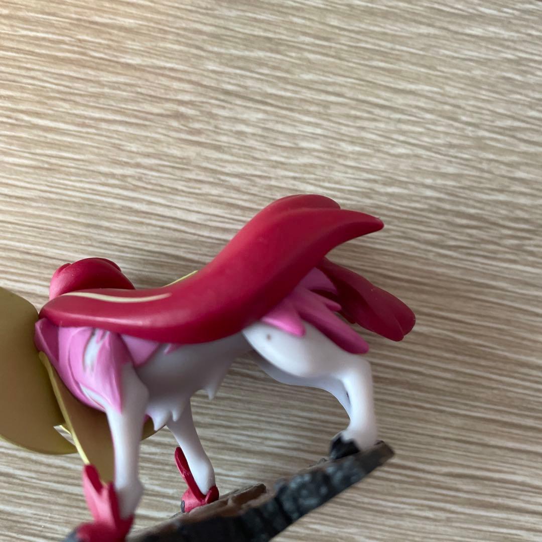 海外版 希少 ポケモン ザシアン ザマゼンタ 色違い フィギュア 2体