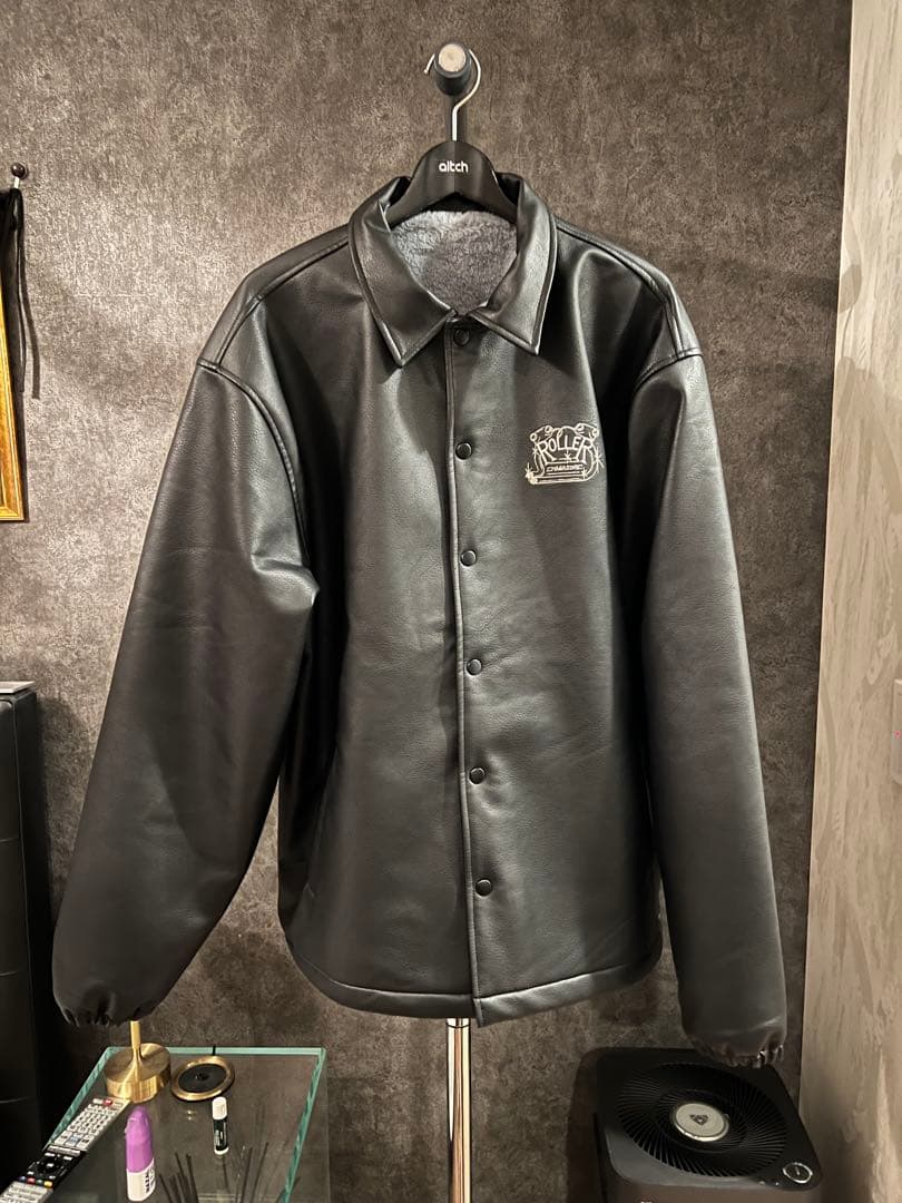 新品　ROLLER FAKE LEATHER COACH JACKET サイズL Lサイズ ROLLER FAKE LEATHER COACH JACKET - メルカリ