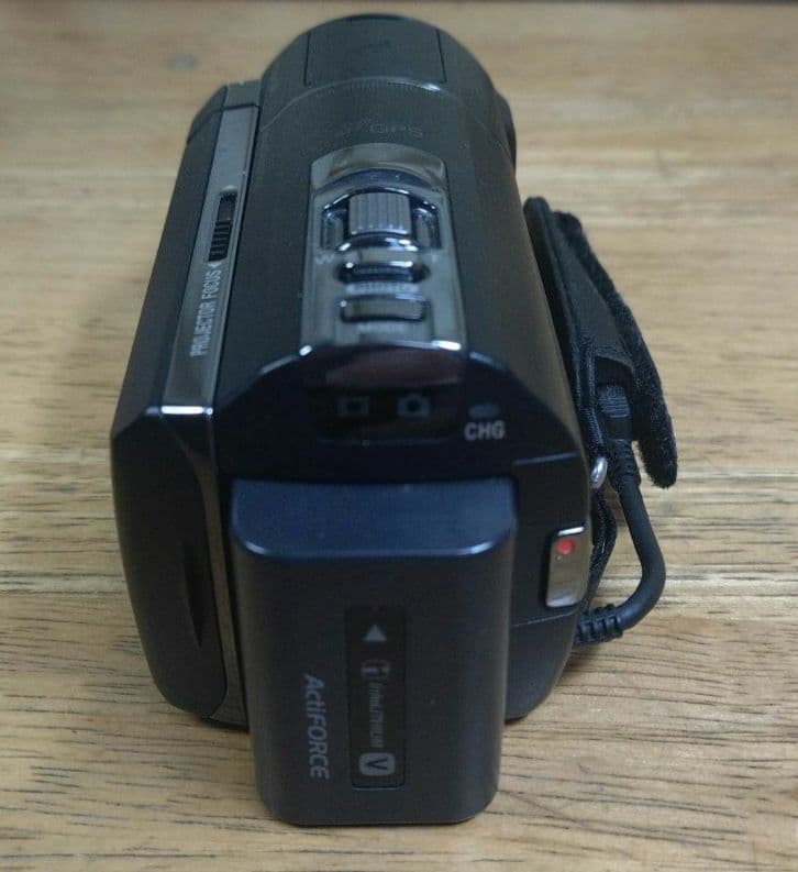 SONY HANDYCAM HDR-PJ590 SD付