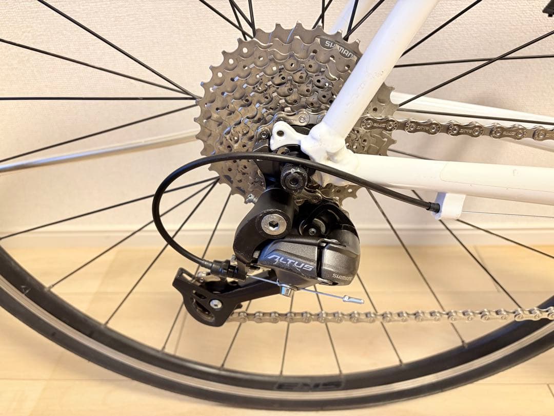 ☆高年式2022 GIANT ESCAPE RX3 人気のホワイト Mサイズ