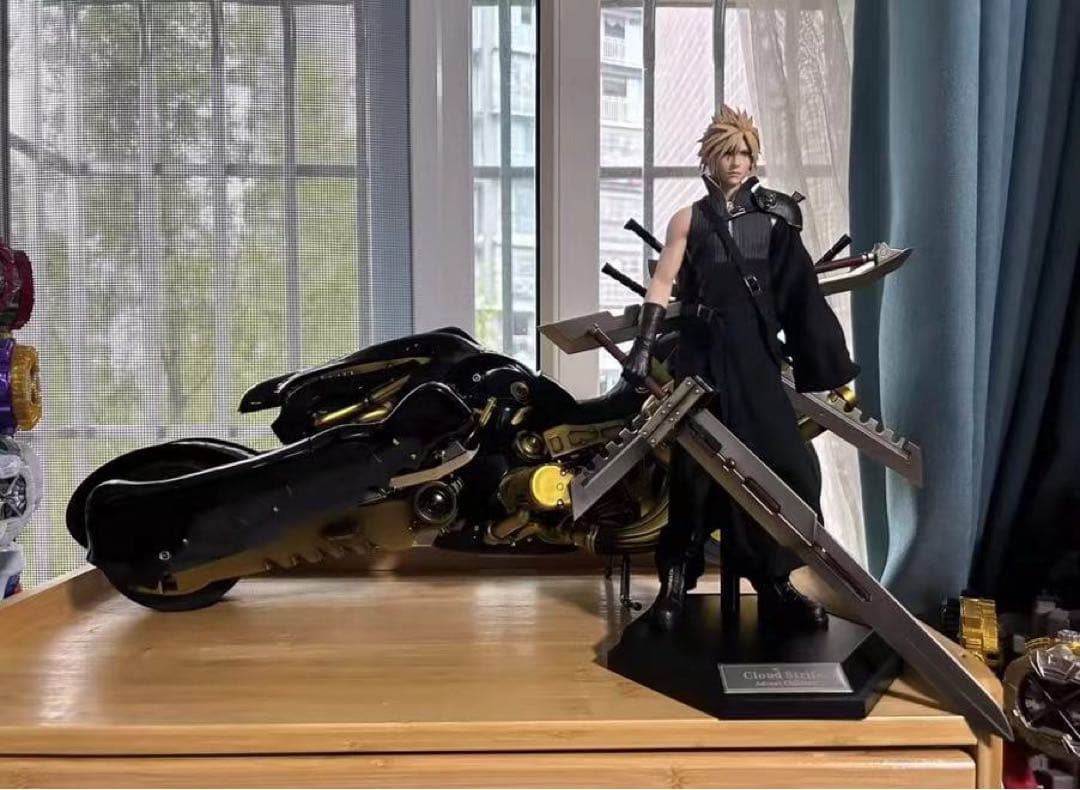 ファイナルファンタジーXVI クラウド AC版   可動フィギュア ファイナルファンタジーXVI クラウド AC版 006A 可動フィギュア - メルカリ
