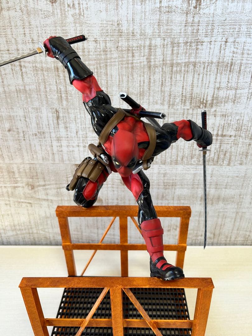 MARVEL コトブキヤ　DEADPOOL 1/6 フィギュア　デッドプール