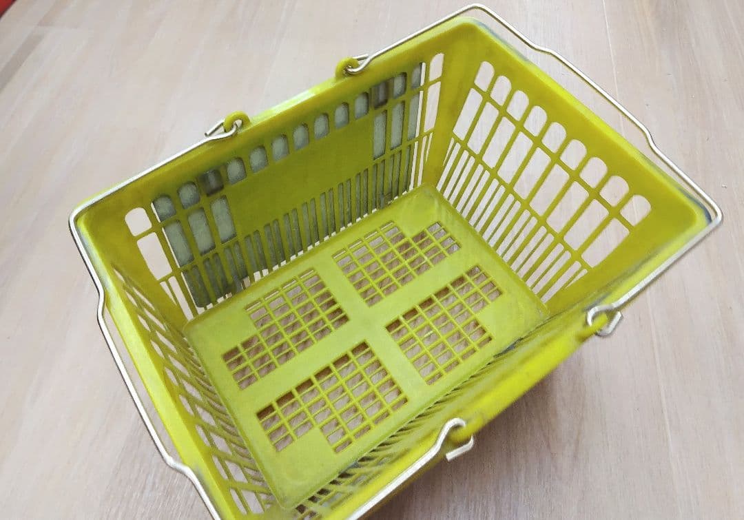 1976年製 サンリオ ギフトショップバスケット