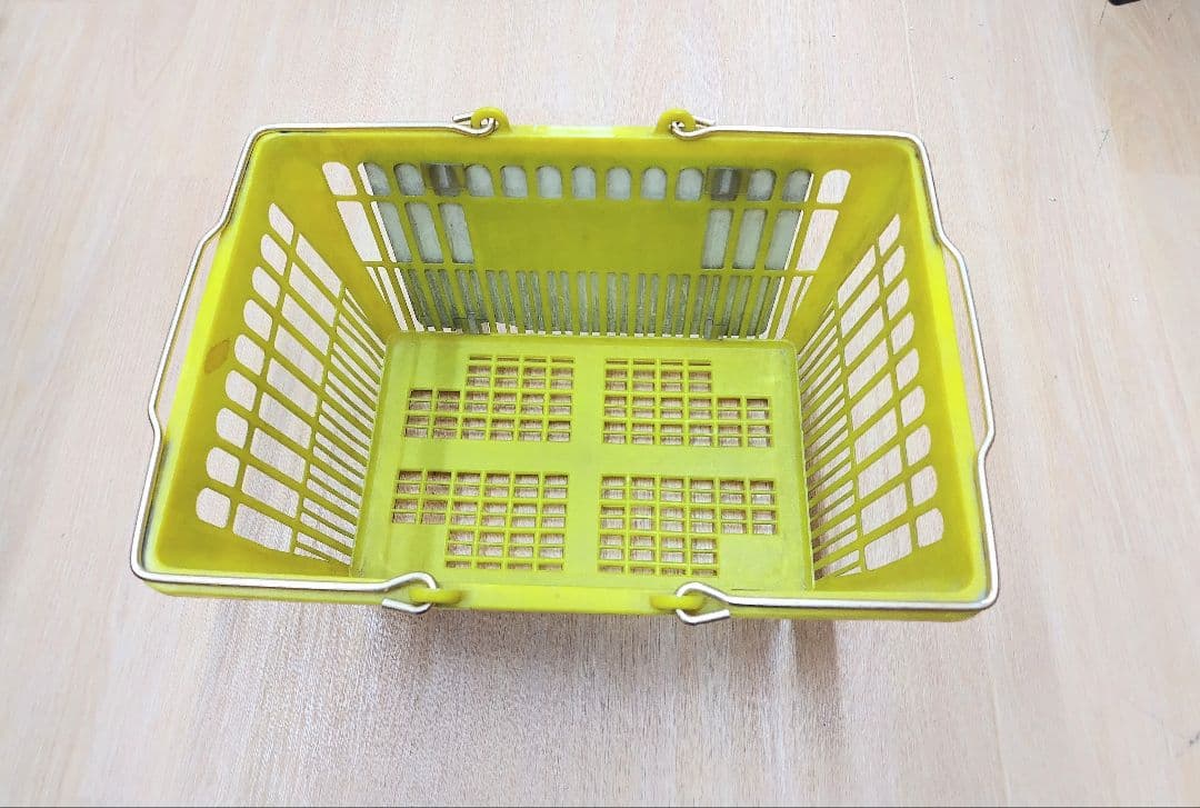 1976年製 サンリオ ギフトショップバスケット