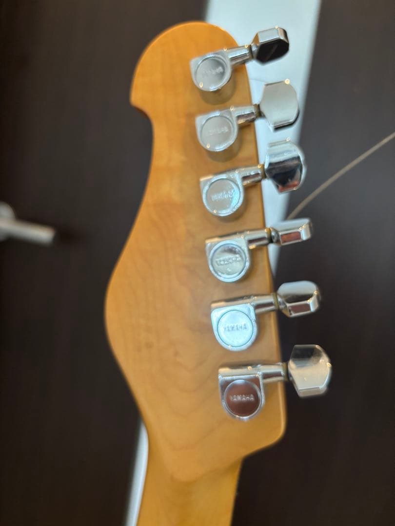 YAMAHA SE203 アイボリー ストラトタイプ - メルカリ