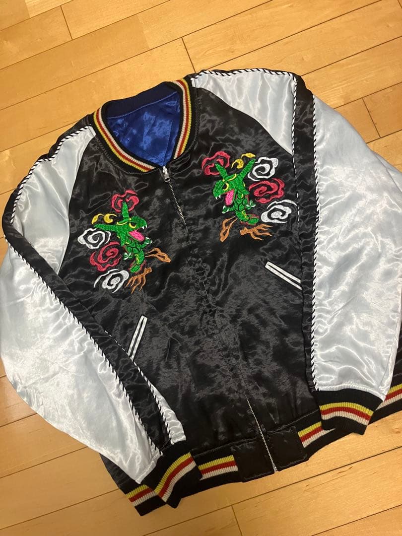 ポケモン スカジャン レックウザ pokemon time - メルカリ