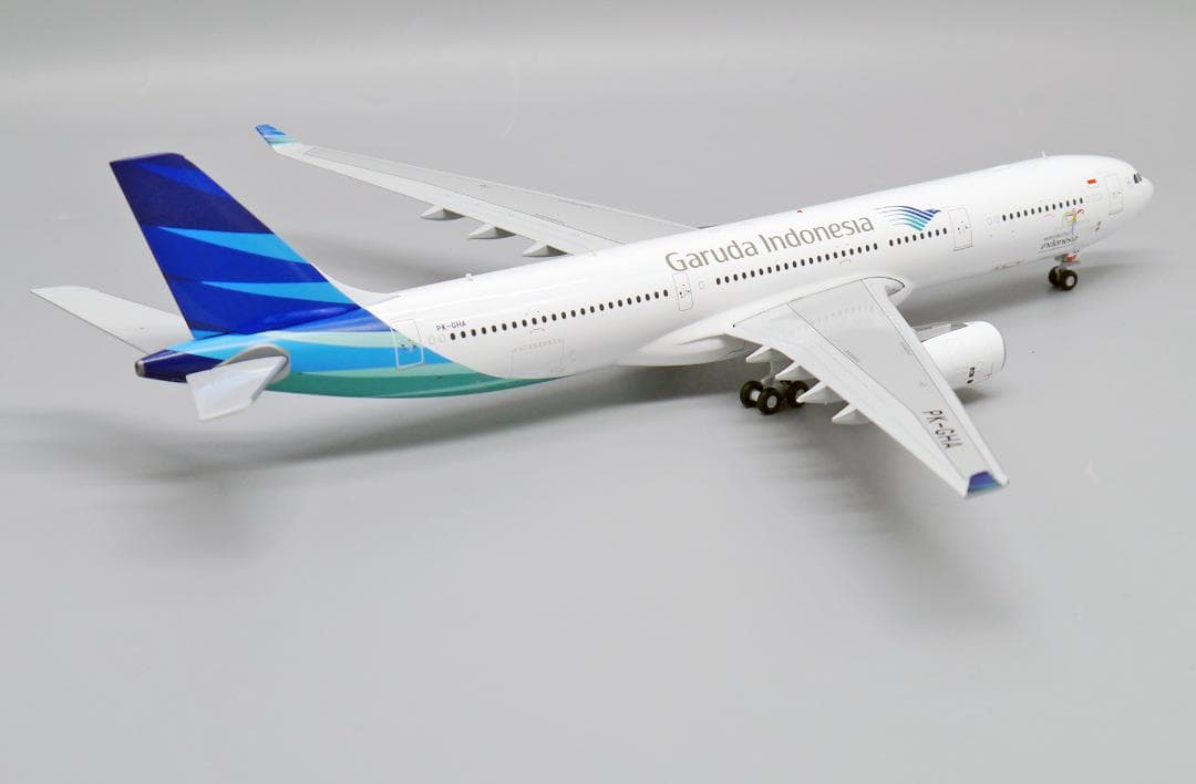 ガルーダ・インドネシア航空 A330-300 PK-GHA 1/200