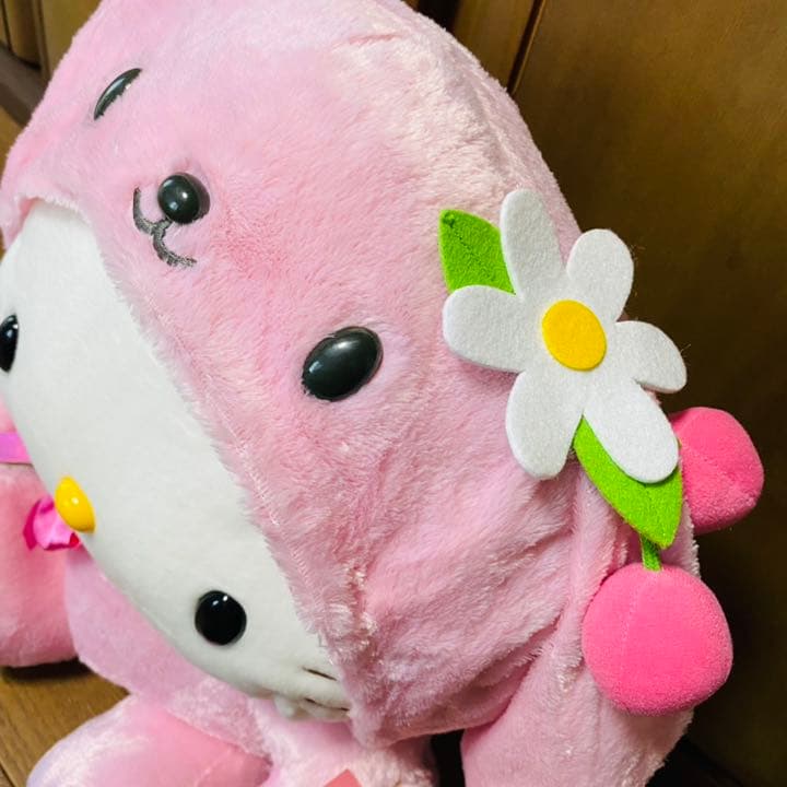 ハローキティ　きぐるみ