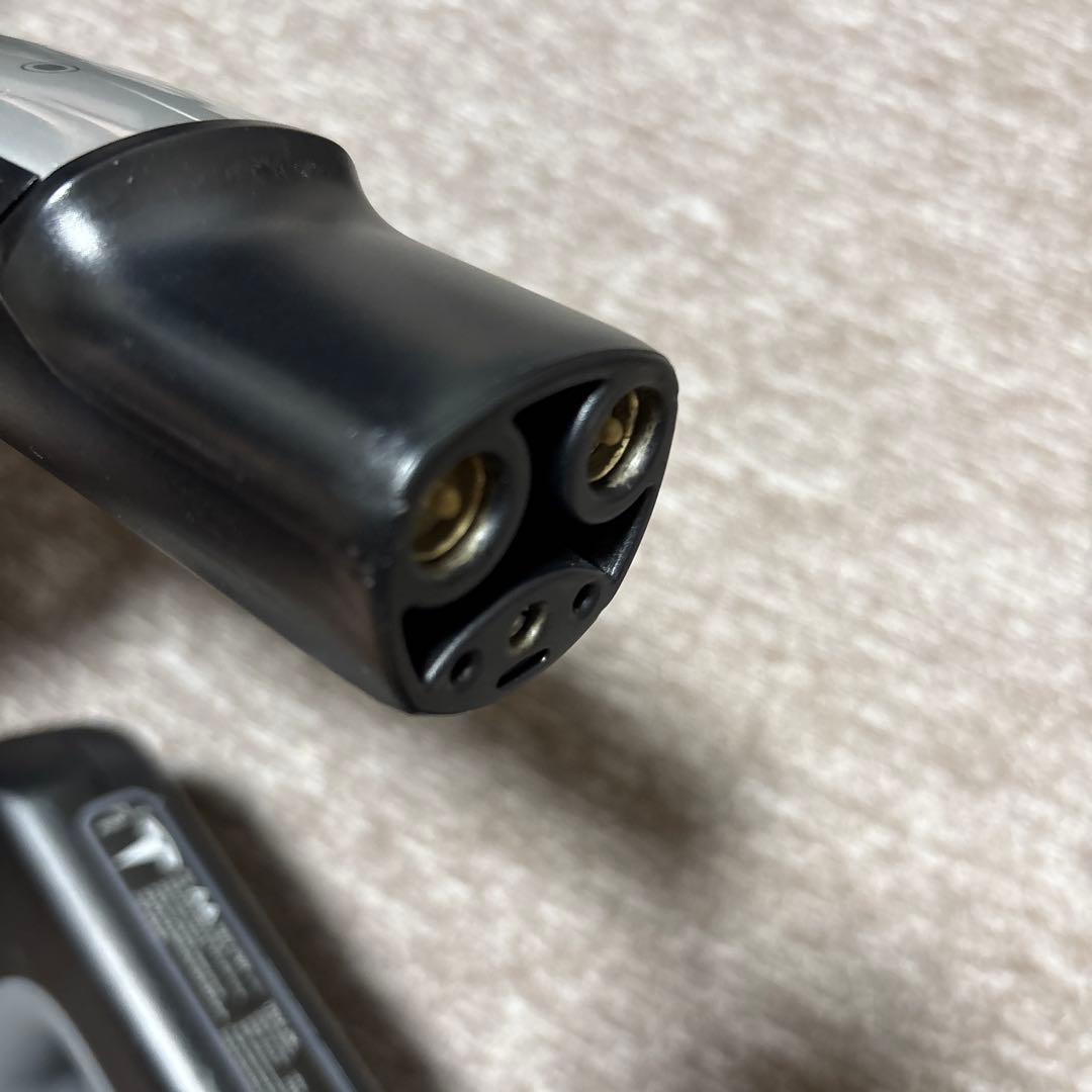 テスラ チャデモアダプター 韓国製 純正 Tesla CHAdeMO 充電器 - メルカリ