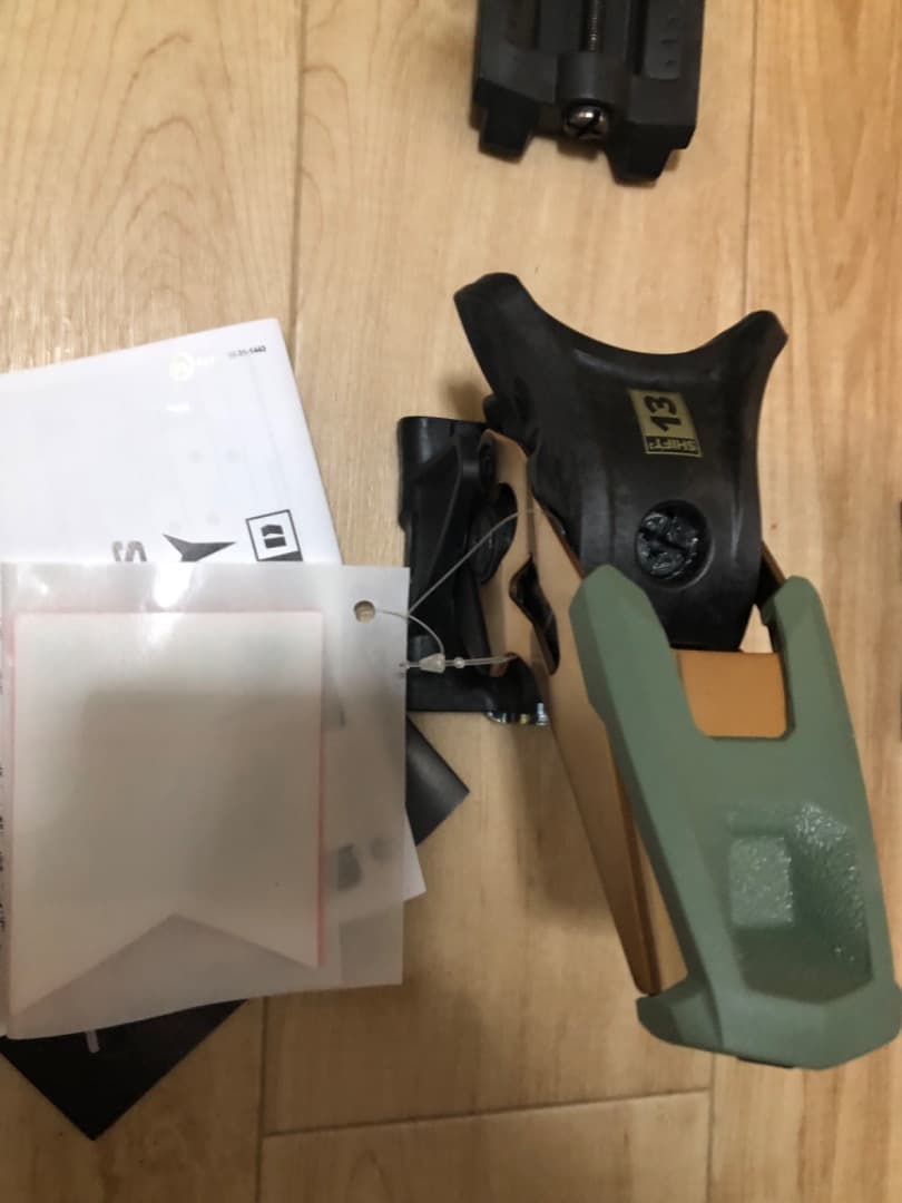 未使用品、送料無料 アトミック シフトビンディング 《2025》