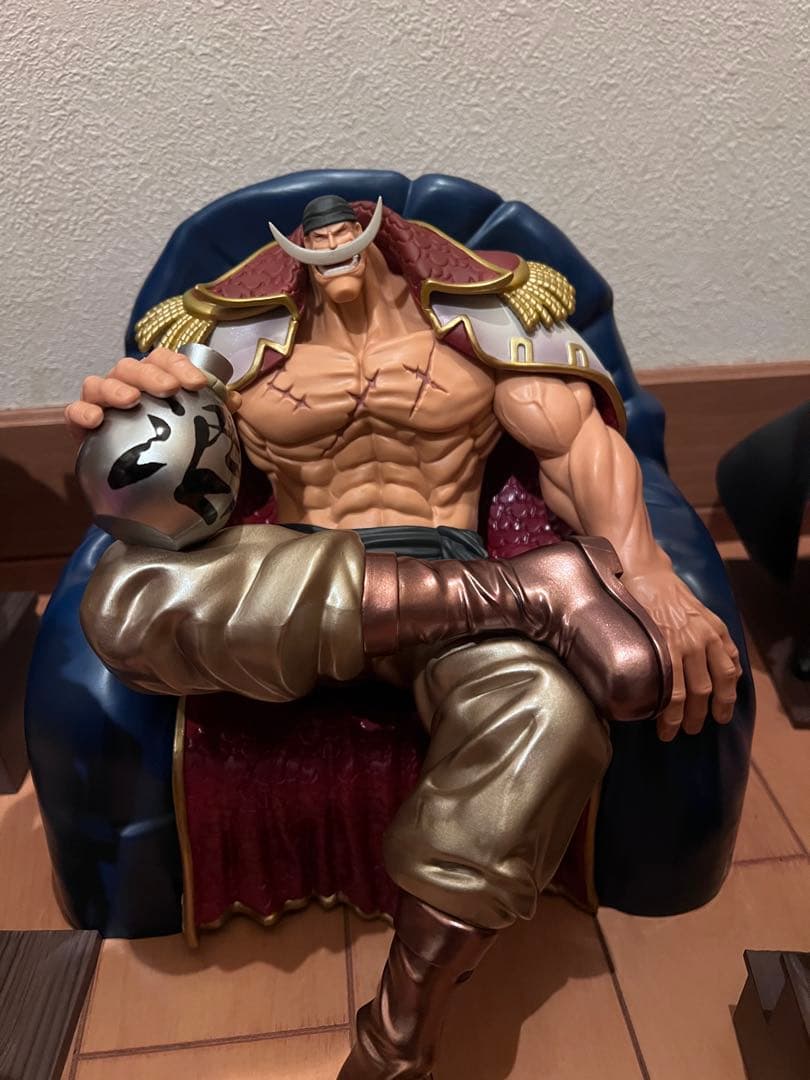 一番くじ　ワンピース　白ひげ海賊団　オヤジと息子たち　５体セット