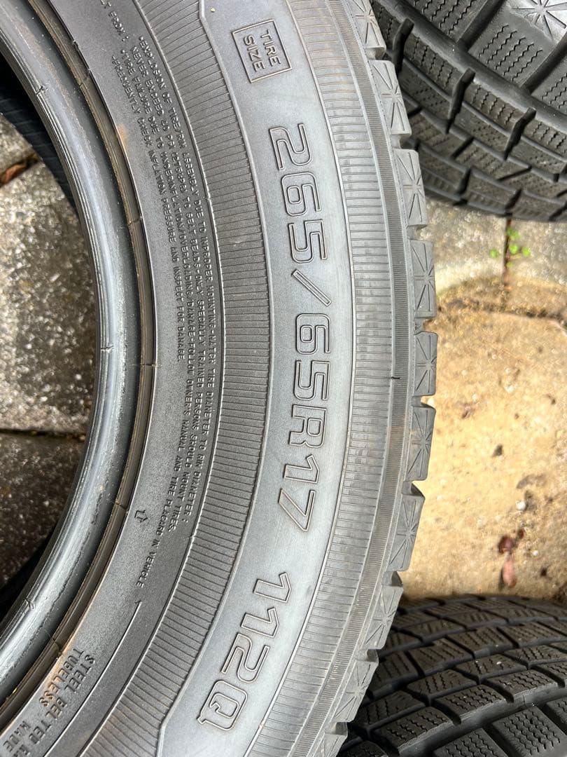 GOODYEAR STUDLESS (265/65/R17)4本セット