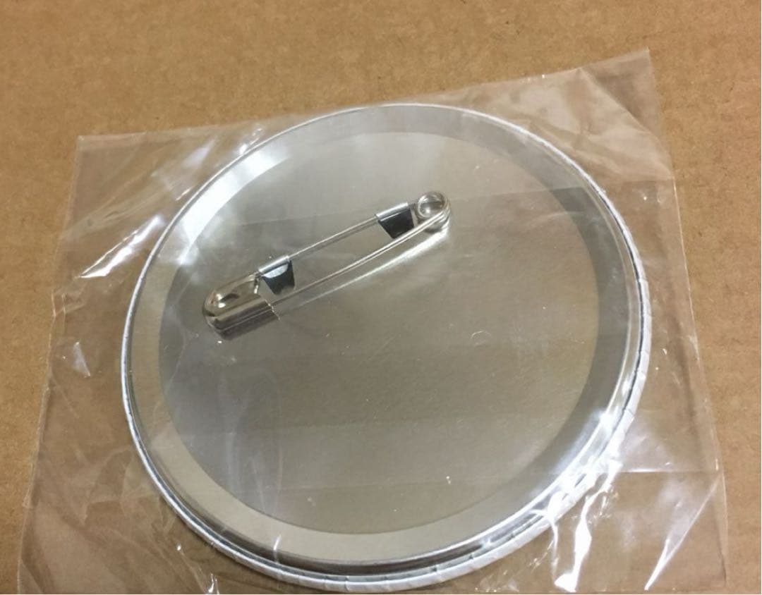 初音ミク SNOW MIKU 赤い羽根共同募金×piapro 2019 缶バッジ - メルカリ