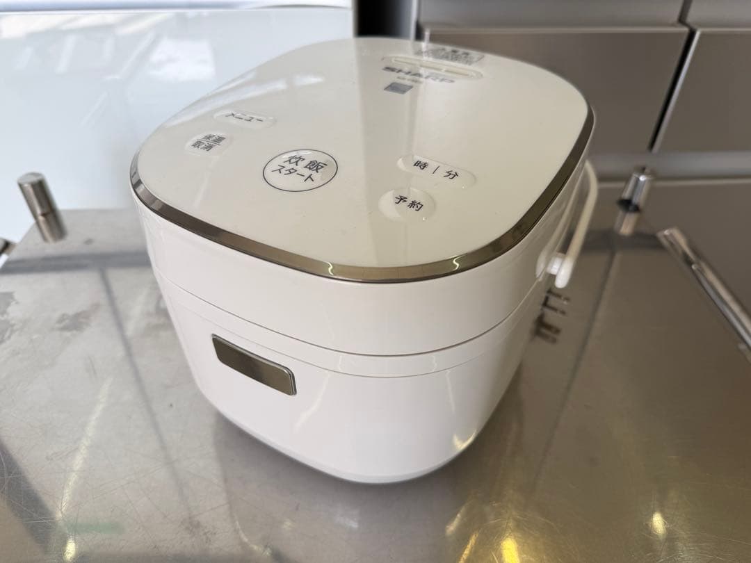 【高年式】2021年式 3合 0.54LSHARP 炊飯器 KS-F5E8-KW