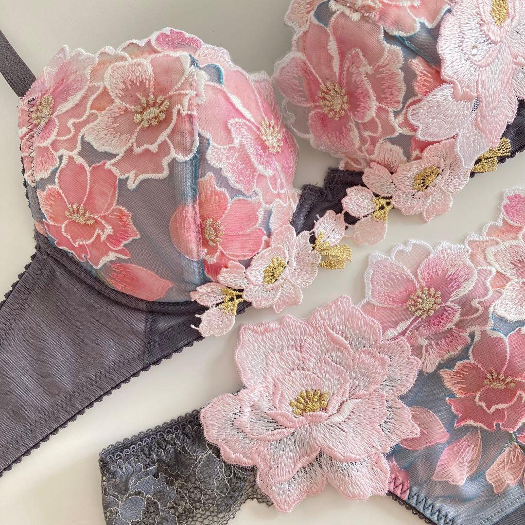 サルート 日本の花嫁 C65/M GY 03 フロントエックス＋ブラ ソング