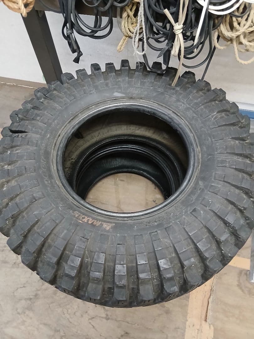 MAXXIS トレパドール37×12.5R17