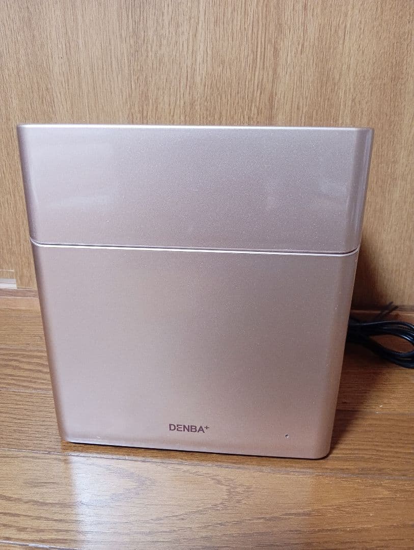 DENBA binno デンバビーノ化粧品ボックス ローズゴールド　美品 こんなの欲しかった！！“超浸透*”コスメボックス「binno（ビーノ