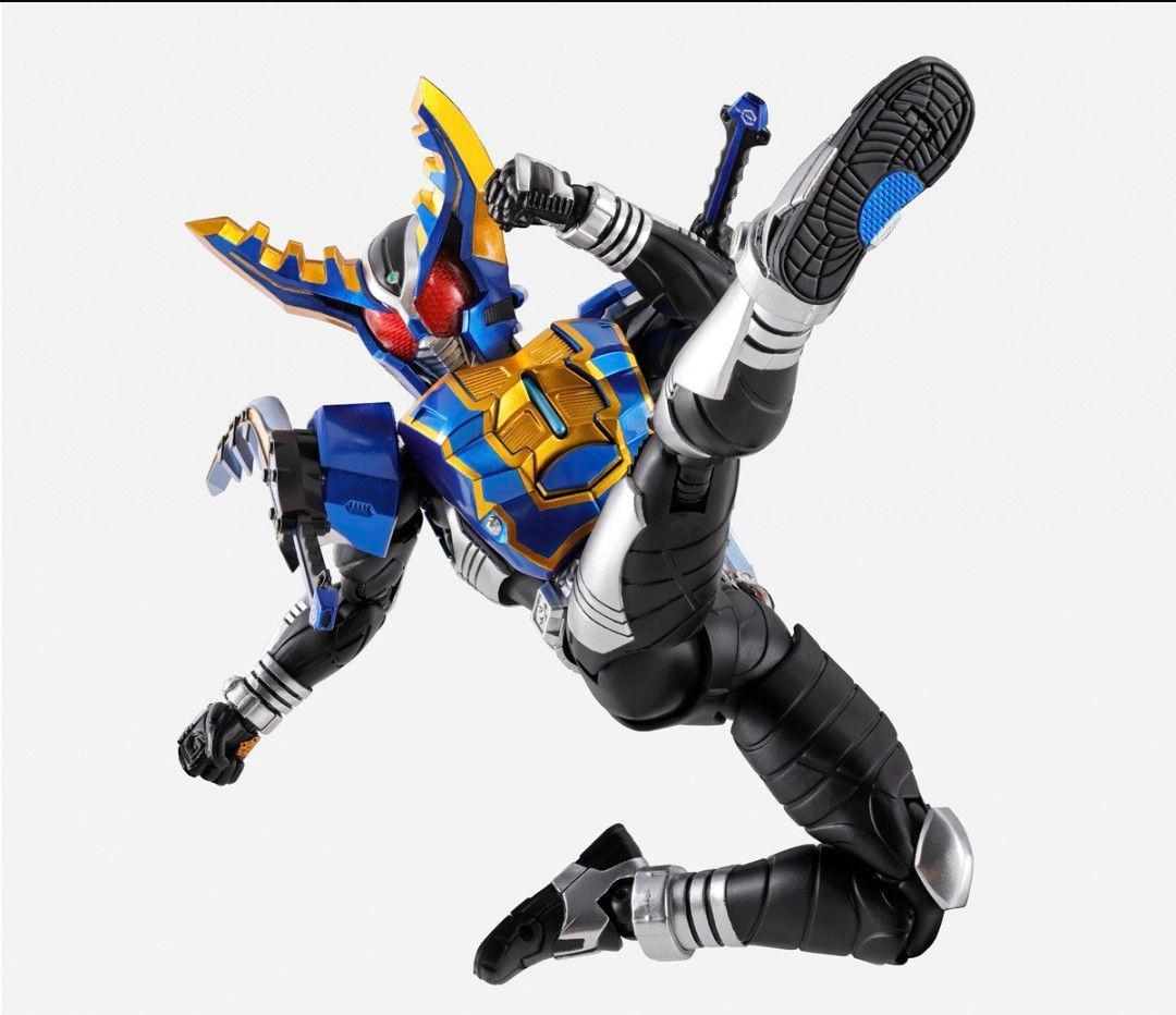 SHフィギュアーツ（真骨彫製法）仮面ライダーガタックハイパーフォーム