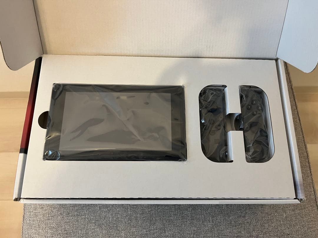 Nintendo Switch グレー 本体HAC-001 ➕カセット2点 - メルカリ