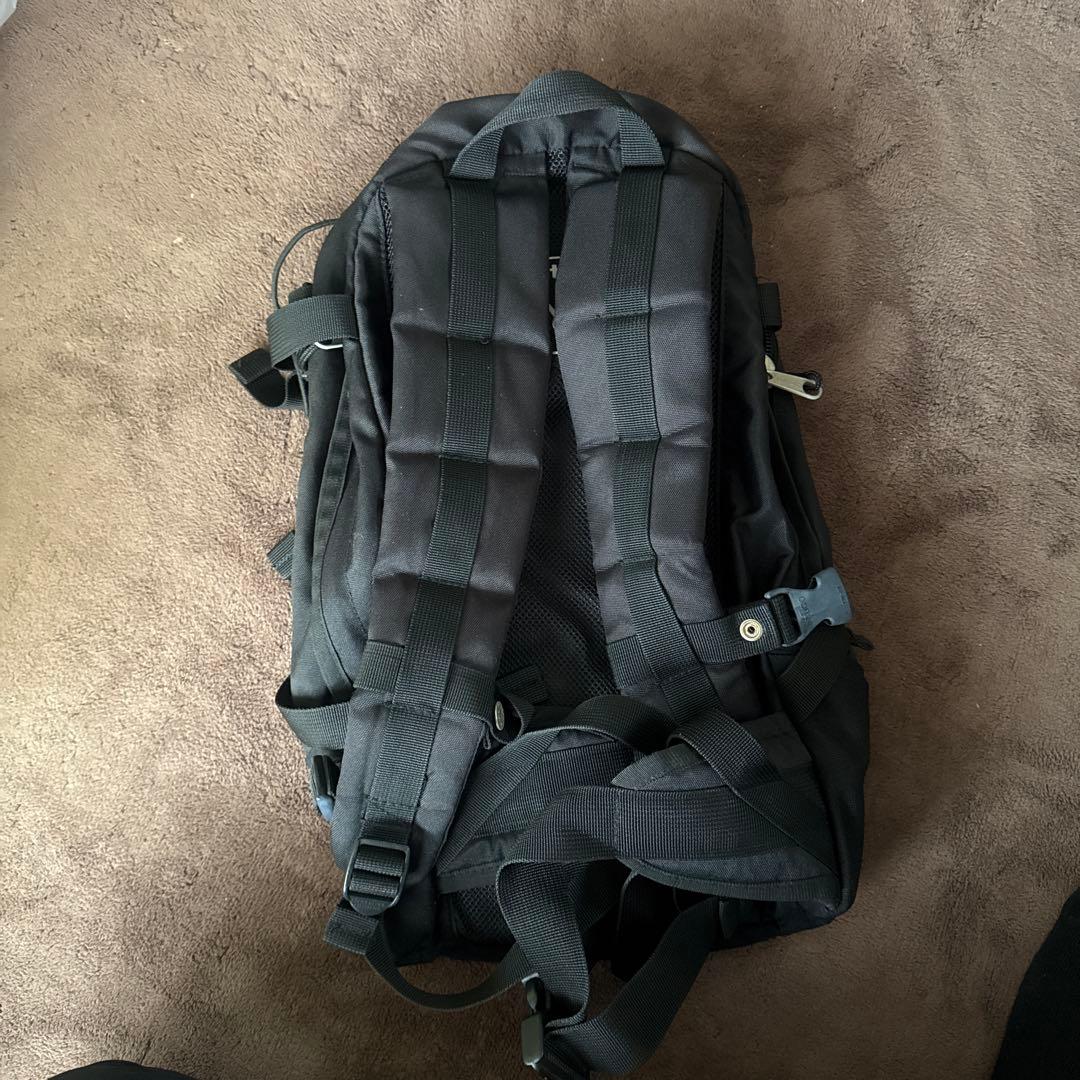 ビッチ スケートボード bitch skateboards リュック 黒/赤 - メルカリ