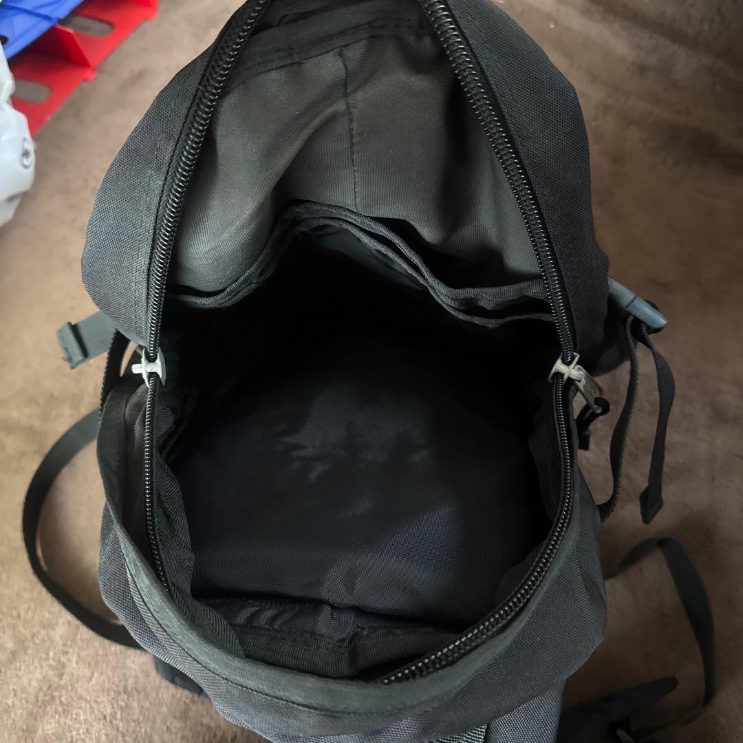 ビッチ スケートボード bitch skateboards リュック 黒/赤 - メルカリ