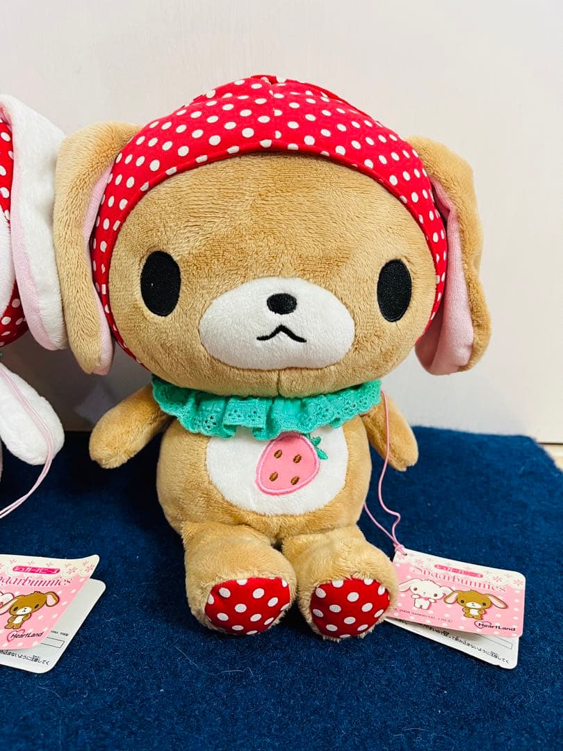 シュガーバニーズ　ストロベリー　しろうさ　くろうさ　ぬいぐるみ
