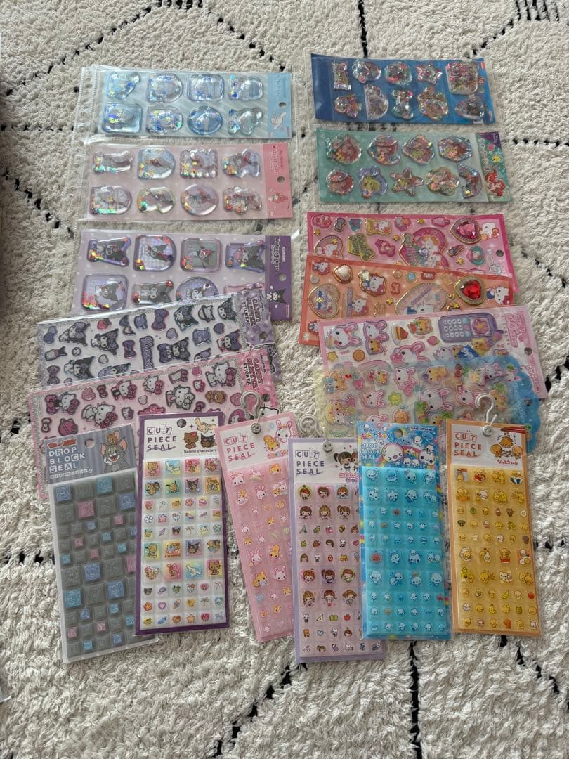 c*＊様 【正規品】ボンボンドロップシール　うるちゅる　タイルシールまとめ売り