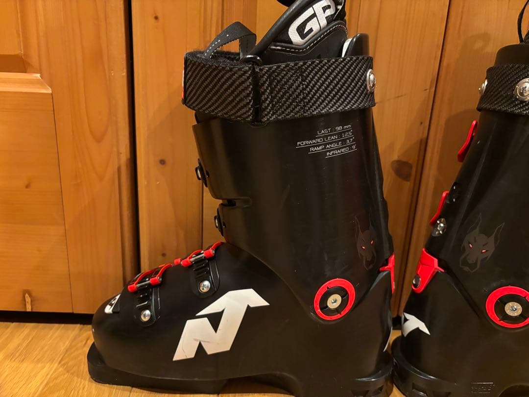 ノルディカ　ドーベルマン　スキー用ブーツ110 23.5cm