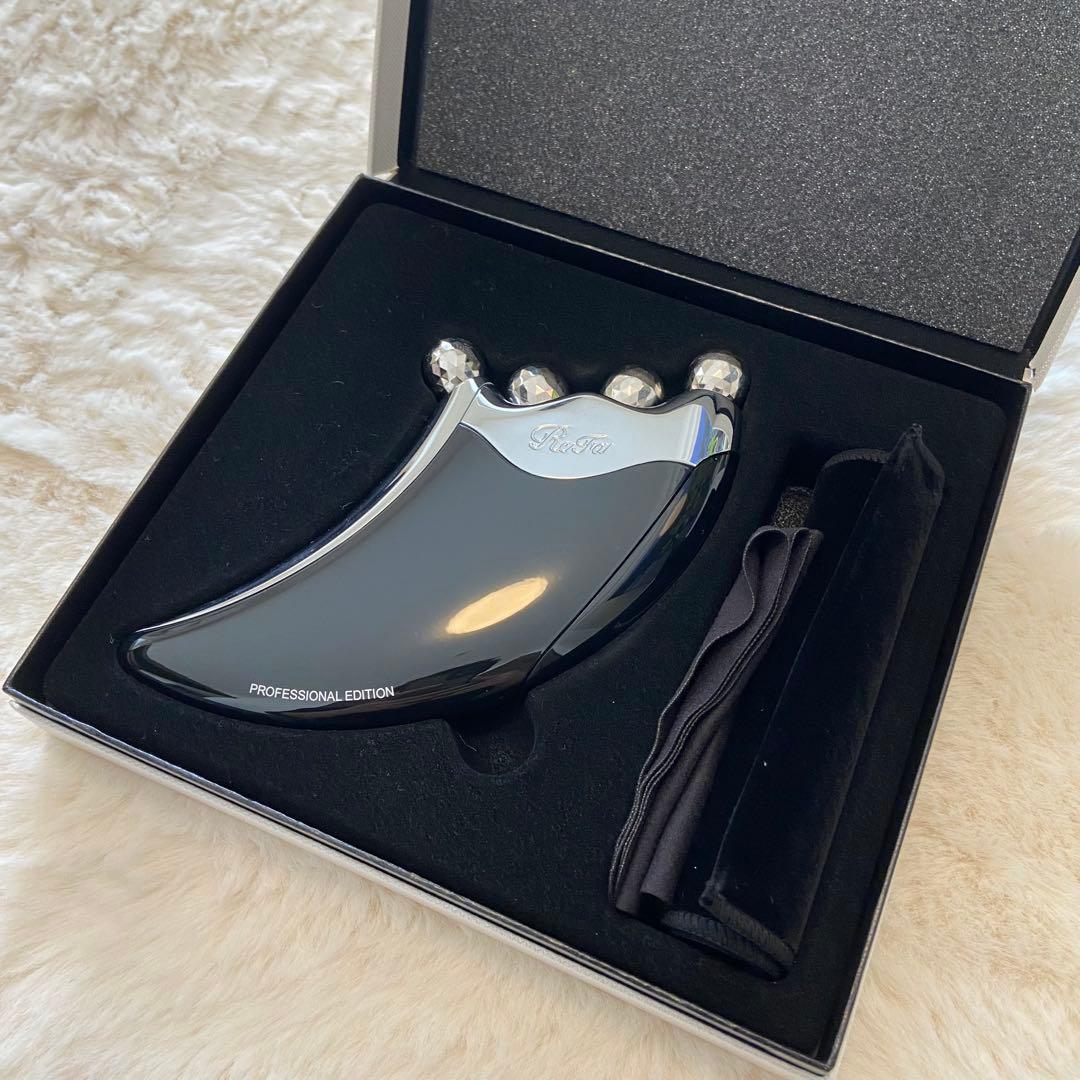 ReFa 4 CAXA RR-AJ03 リファカッサ ブラック 美容ローラー リファフォーカッサ - ReFa 4 CAXA | 商品情報 | ReFa（リファ）公式