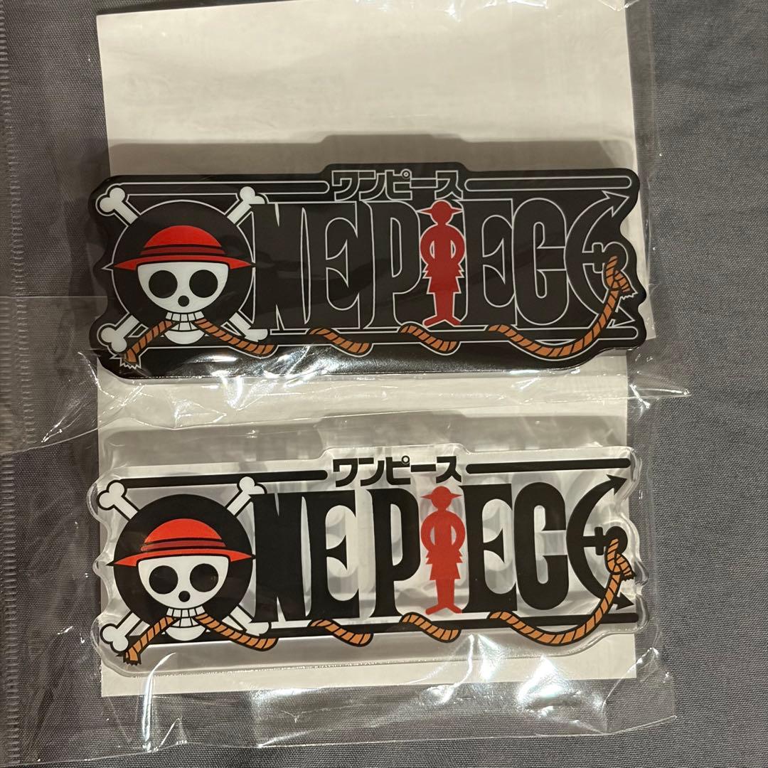 ONE PIECE BASE SHOP アクリルロゴディスプレイEX 2点セット - メルカリ