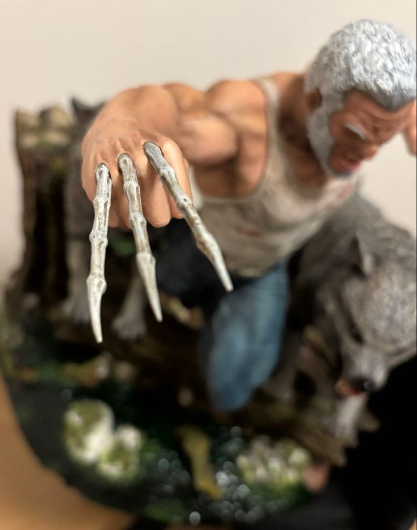 X−MEN ウルヴァリン 1/4ローガン スタチュー　フィギュア