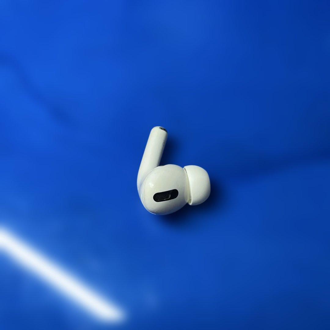 Apple AirPods Pro 第1世代 右 右耳のみ A2083 A52 - メルカリ