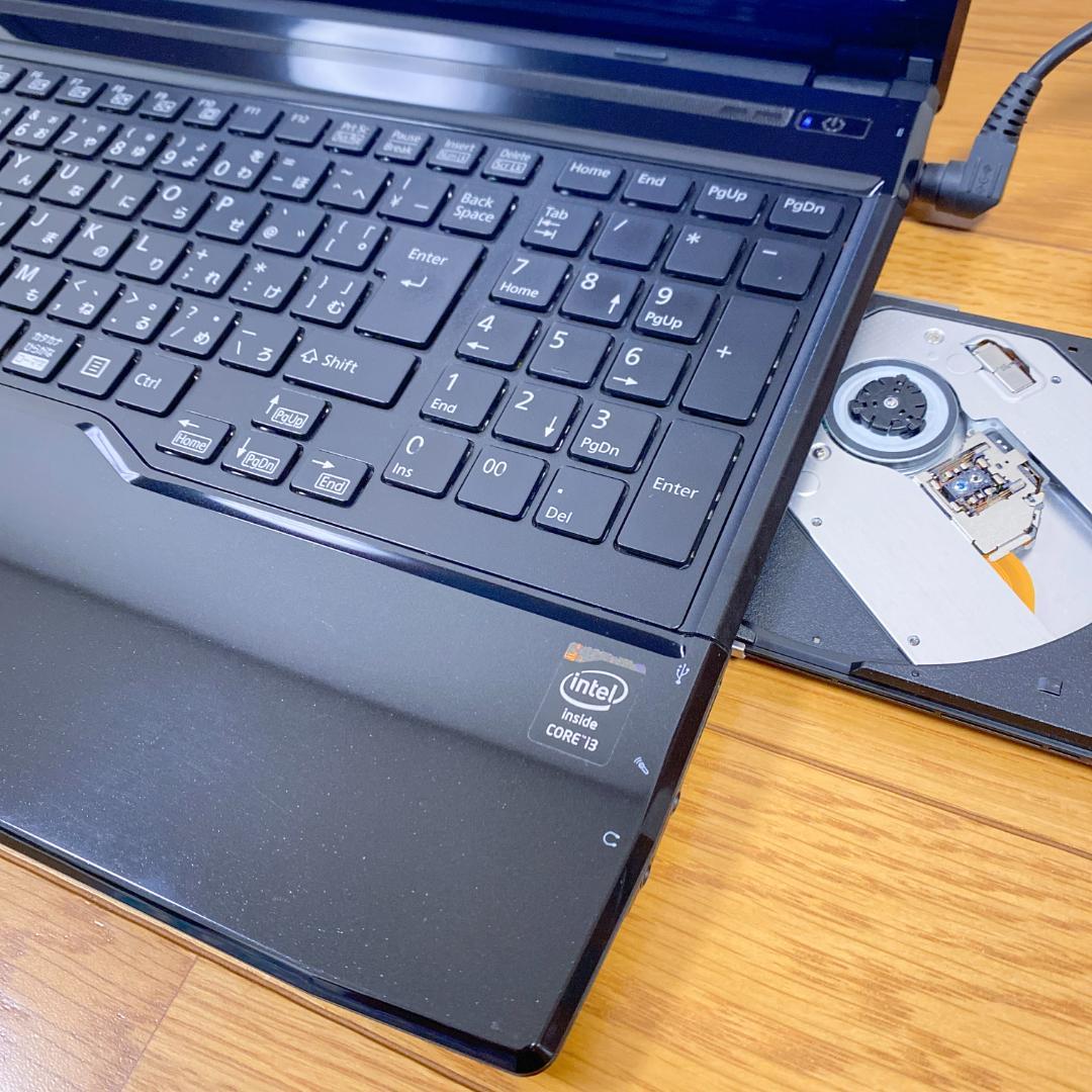 オフィス2021✨届いてすぐ使える富士通ノートパソコン 快適SSD Win11