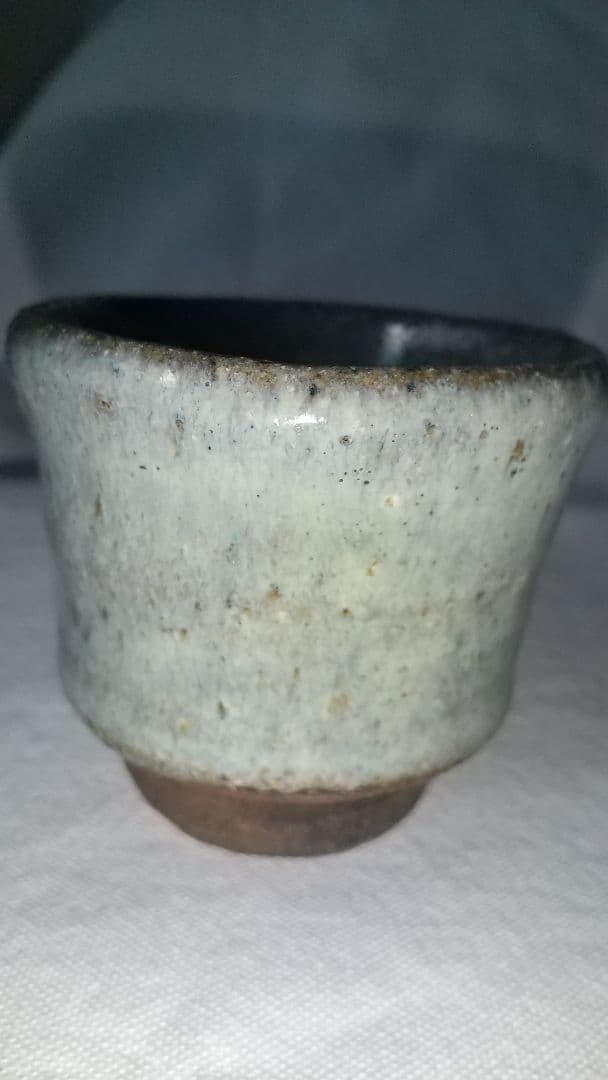 ぐい呑み 有田焼 手捻りぐい呑み 70ml – 【公式】スタジオイイコロ - Studio1156