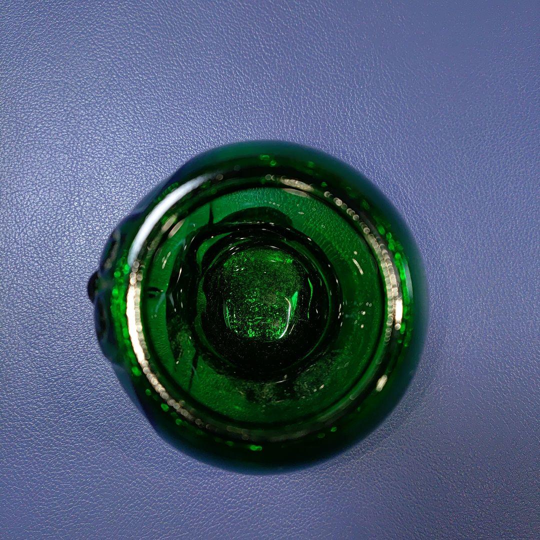 ドラえもん 藤子小学館テレビ朝日日本ガラスびん協会　深緑　蓋無し　ガラス