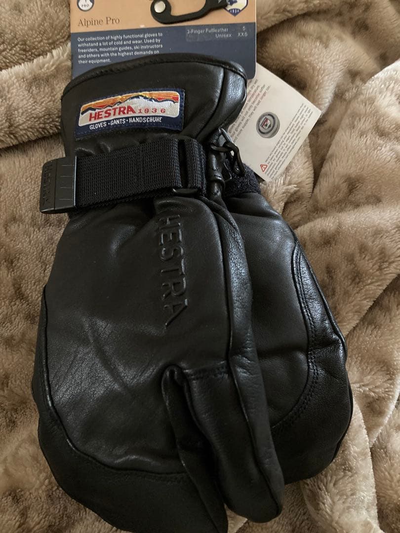 5000円引き ヘストラ HESTRA 3フィンガー フルレザー グローブ - メルカリ