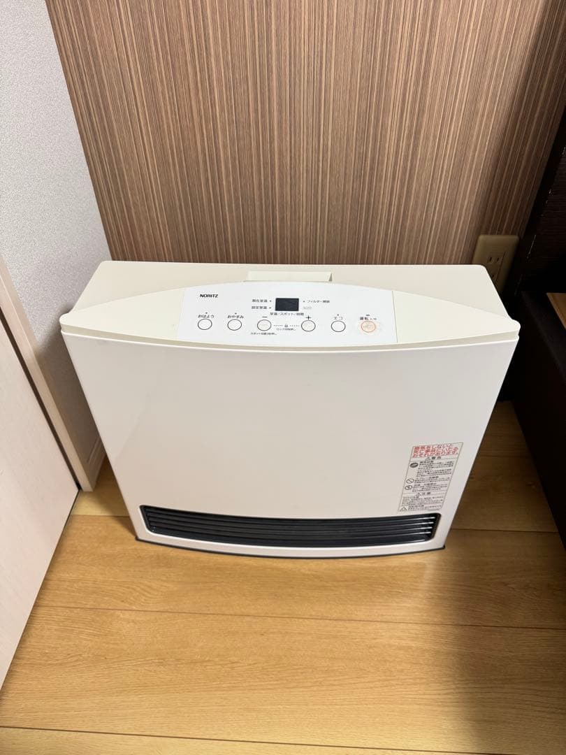 都市ガス ガスファンヒーター GFH-4004S-W5 - メルカリ