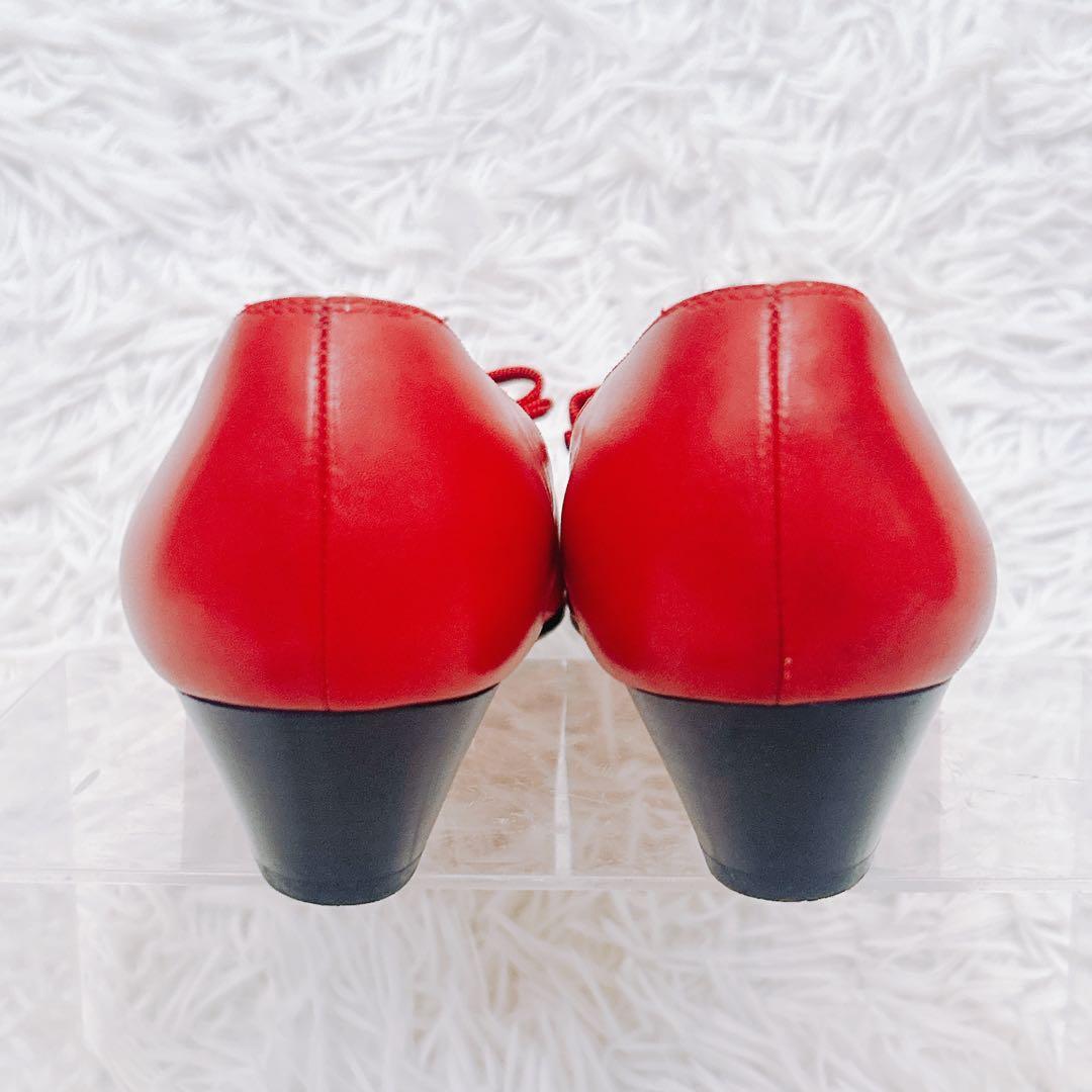 フェラガモ　パンプス　ヴァラ　リボン　ゴールド金具　赤　7.5C 24.5