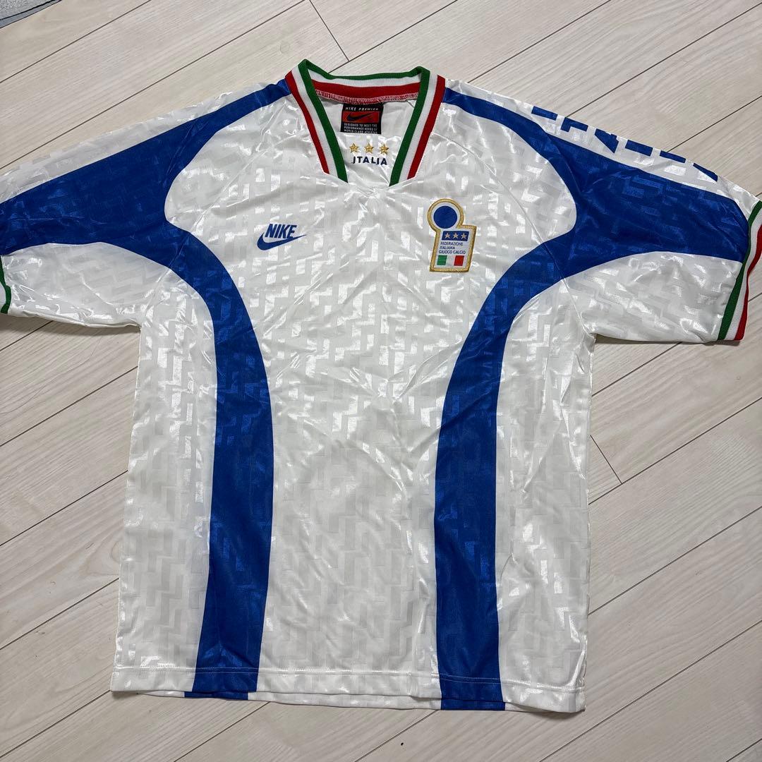 NIKE PREMIER イタリア代表 ウェア　L寸　MADE IN UK NIKE PREMIER イタリア代表 ウェア L寸 MADE IN UK - メルカリ