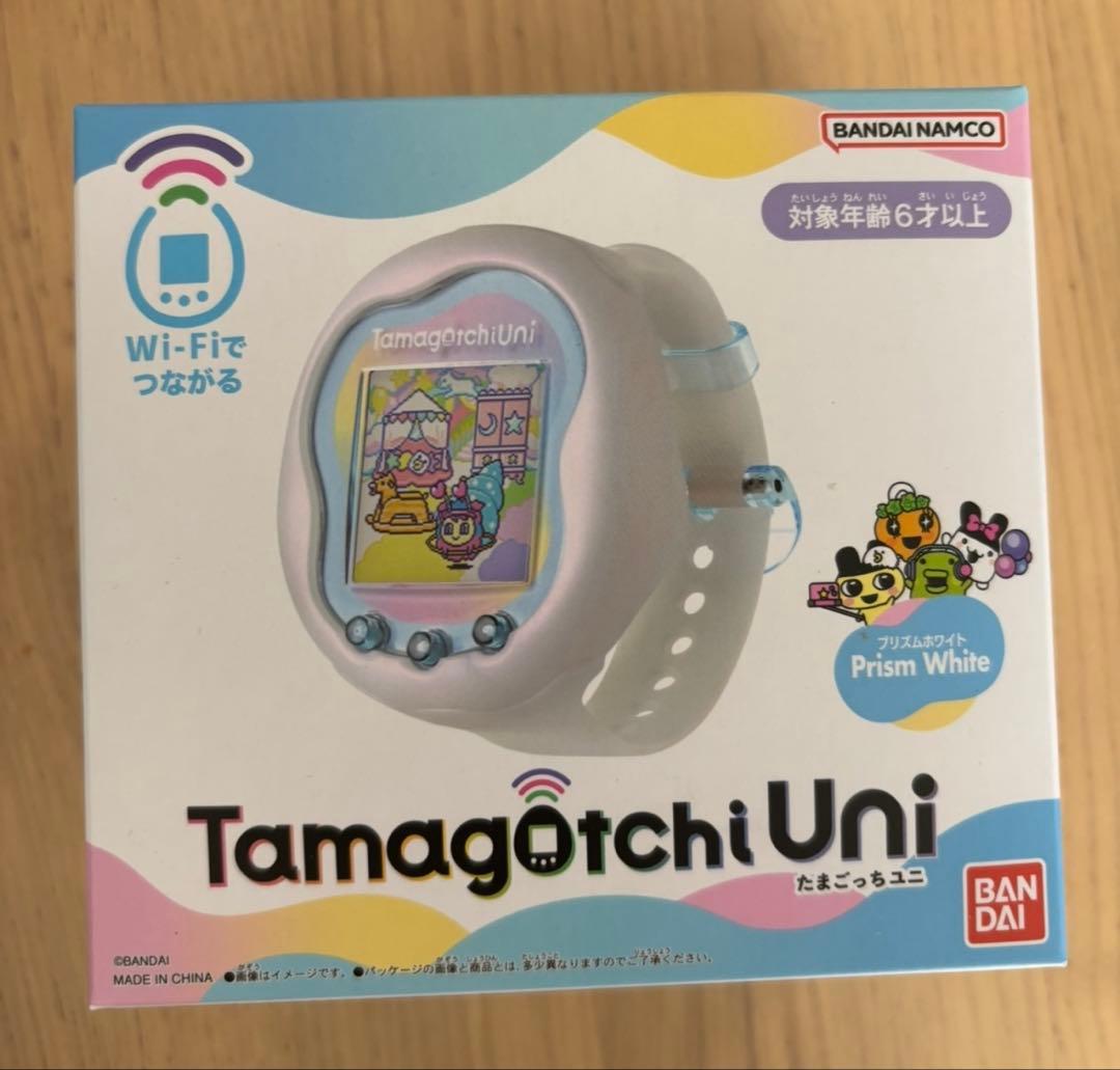 Tamagotchi Uni プリズムホワイト