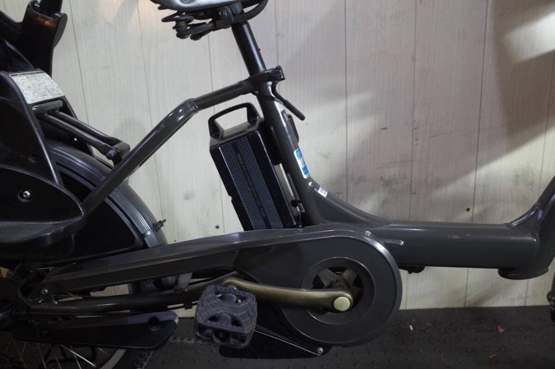 ブリヂストン bikke POLAR e BR0C49 20型 8.7AH 3段