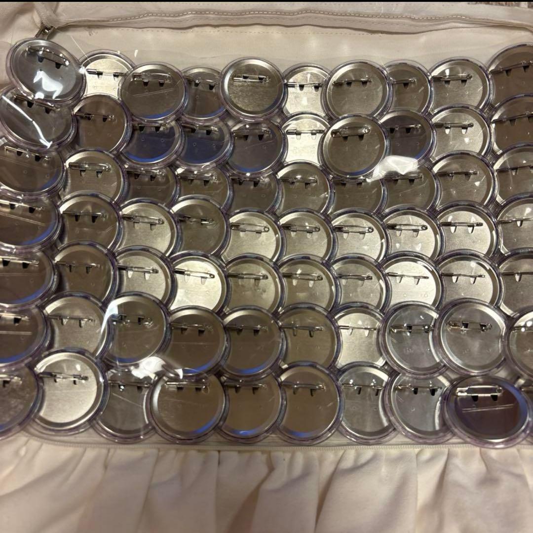 まふまふ 痛バ 刹那色缶バッジ 70点 ぬい付き - メルカリ